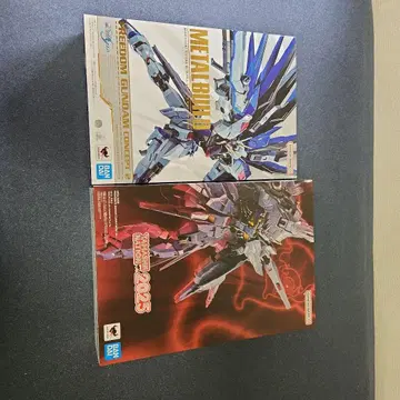 METAL BUILD 프리덤 건담 프로비던스 건담 세트