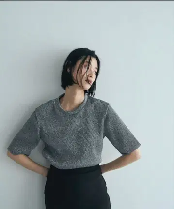 [ 마주르 ] 반팔 글리터 티셔츠