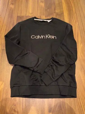 Calvin Klein 맨투맨 블랙 M 사이즈