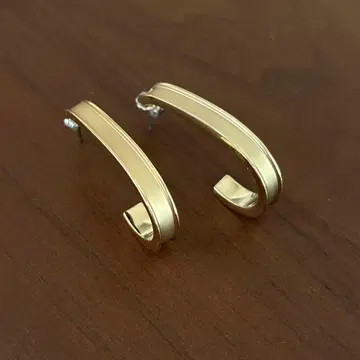 반돔 부티크 후프 귀걸이