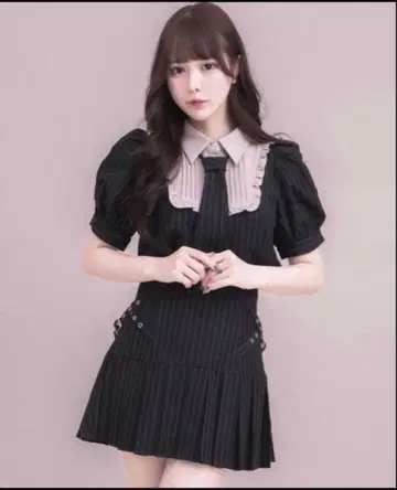pium 스트라이프 패턴 넥타이 세트업