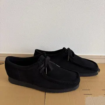 [ 착용 3회 ] Clarks 왈라비 블랙 스웨이드