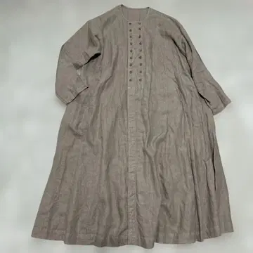 새상품급 nest Robe 린넨 혼방 롱 원피스 더블 버튼 베이지
