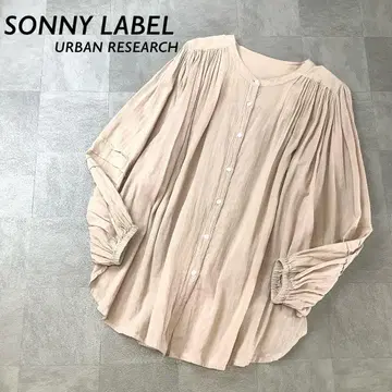 새상품급 Sonny Label 노카라 개더 블라우스 긴팔 베이지 계열