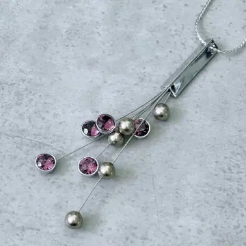 SWAROVSKI 와이어 크리스탈 스윙탑 목걸이