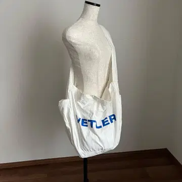 VETLER 화이트 숄더백 에코백