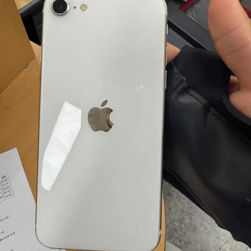 아이폰 se3 128gb