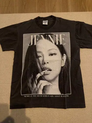 BLACKPINK JENNIE 티셔츠 빈티지 가공 부트 티셔츠