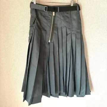 sacai 사카이 나일론 트윌 비대칭 플리츠 스커트