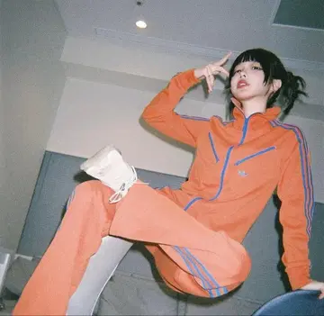 [아노짱 착용] adidas 트랙 자켓