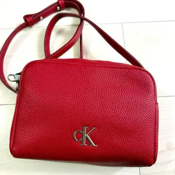 Calvin Klein 카메라백 숄더백 레드 여성용