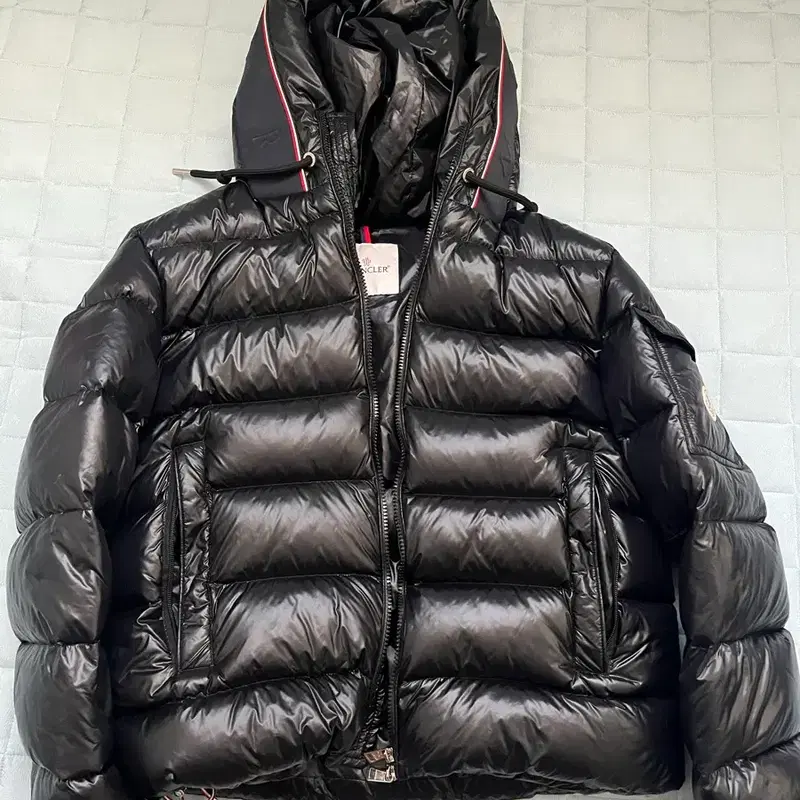몽클레어 패딩 파빈 마야