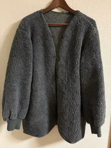 보아 자켓 노카라 그레이 체코군