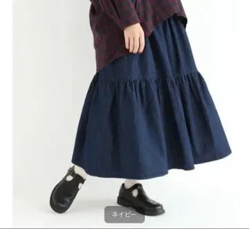새상품 사만사 모스모스 데님 밑단 캉캉 스커트 네이비