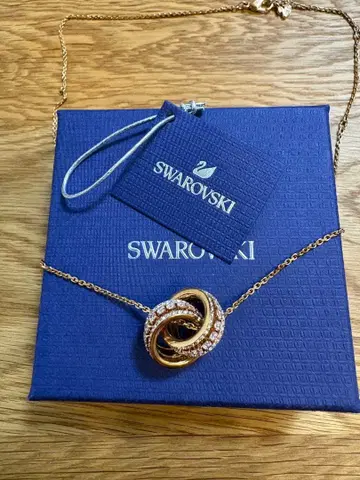 SWAROVSKI 스와로브스키 스톤 장식 후프 목걸이