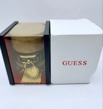 GUESS 게스 시계 브레이슬릿 시계 하트 여성용 시계 박스 포함