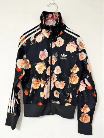adidas 트레포일 장미 패턴 저지 자켓