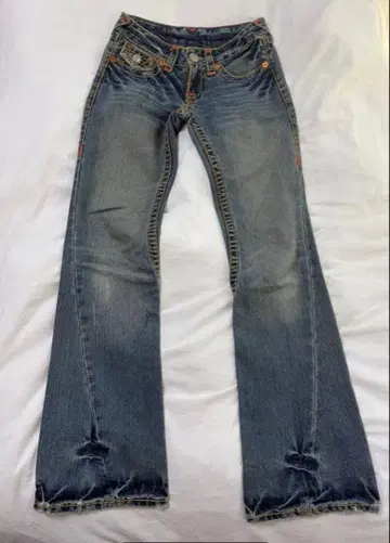 TRUE RELIGION JOEY SUPER T 부츠컷 데님