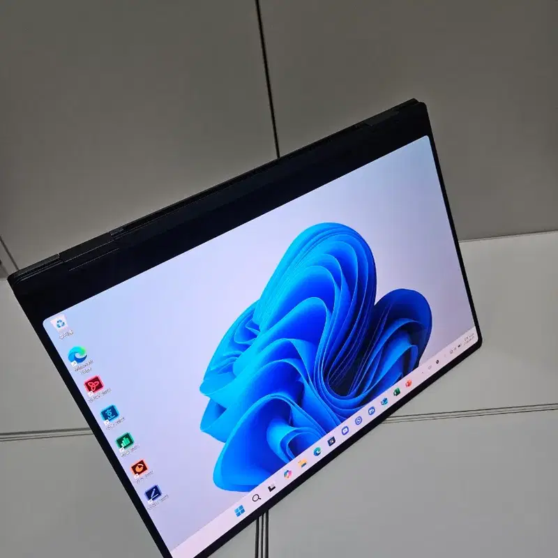 삼성 갤럭시북3 프로360 NT960QFG 2in1 터치/펜 16인치 !7-13세대/램32G/SSD512 풀박스