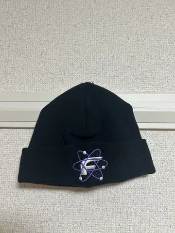 F 로고 자수 니트 모자 비니 블랙
