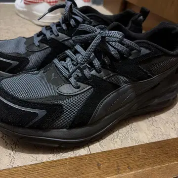 [ PUMA ] 힙노틱 LS 스니커즈 블랙 그레이