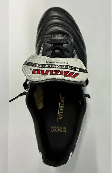 MIZUNO MORELIA 축구 스파이크 오른발만 26.5cm