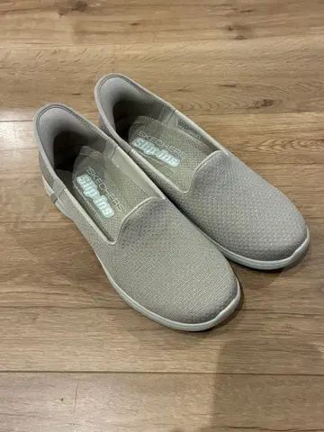 미사용급 SKECHERS Slip-ins 슬립온 베이지 24cm
