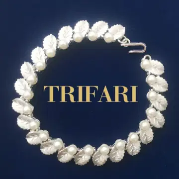 빈티지 trifari 리프 & 펄 팔찌 실버 컬러