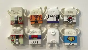 [ 헤이세이 당시 물건 ] 케시카스군 지우개 8개 세트
