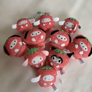 산리오 캐릭터즈 후르츠 인형옷 마스코트 ~딸기~ 10개