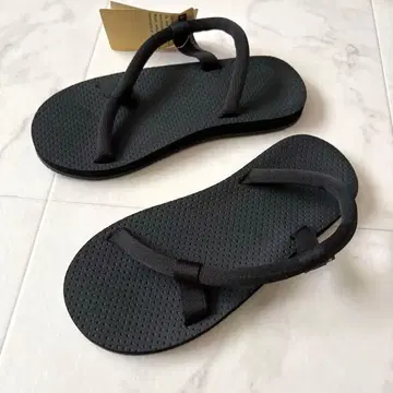 몽벨 삭온샌들 블랙 S 사이즈 23.5-24.5cm