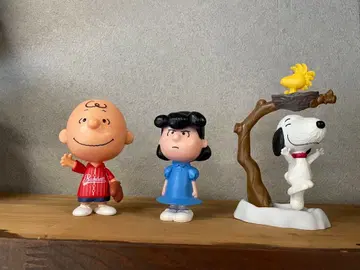 Peanuts 피규어 3체 세트 스누피 찰리 브라운