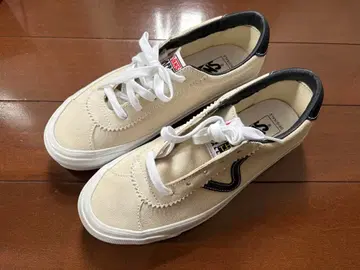 VAULT by VANS(반스) 스웨이드 스니커즈 25.5cm