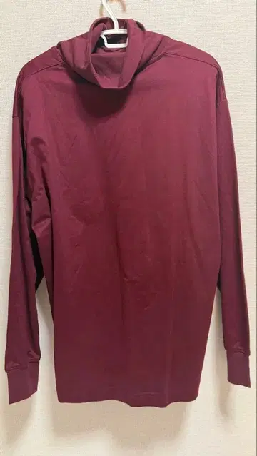 UNIQLO U 모크넥