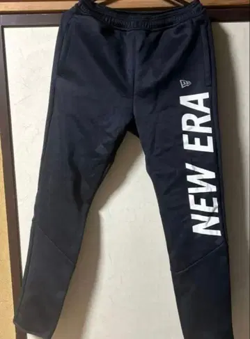 미사용 새상품 NEW ERA 스웨트 팬츠 네이비 S 사이즈