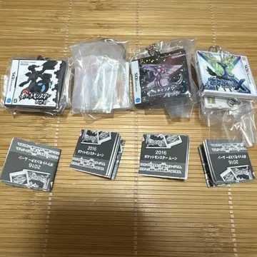 포켓몬 패키지 & 카트리지 키링 컬렉션 2006-2016