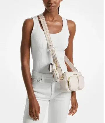 MICHAEL KORS JET SET ITEM 가죽 포켓 크로스 바디