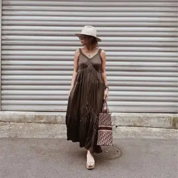 [ 새상품 미사용 ] 이마이 하나 margot 피치 개더 원피스 브라운