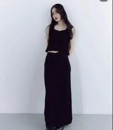 meer. 프론트 개더 타이트 스커트 블랙