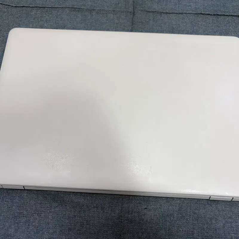 LG 노트북 울트라PC (15UB470-KP50ML) 판매합니다.
