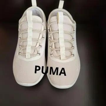PUMA 스니커즈 베이지 계열 슬립온 와이드