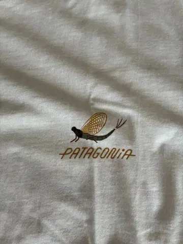 Patagonia 곤충 패턴 T셔츠 화이트