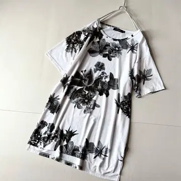 CIVARIZE 시버라이즈 꽃 플라워 무늬 T셔츠 롱 44