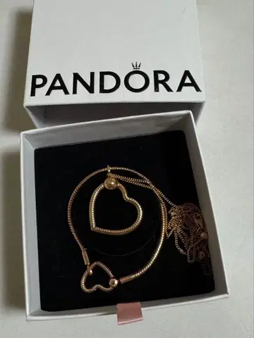 PANDORA 하트 모티브 팔찌 목걸이 세트