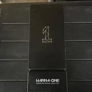 Wanna One 공식 응원봉