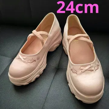 새상품급 시마무라 & 치하루 콜라보 통굽 발레 슈즈 라푼젤 자수