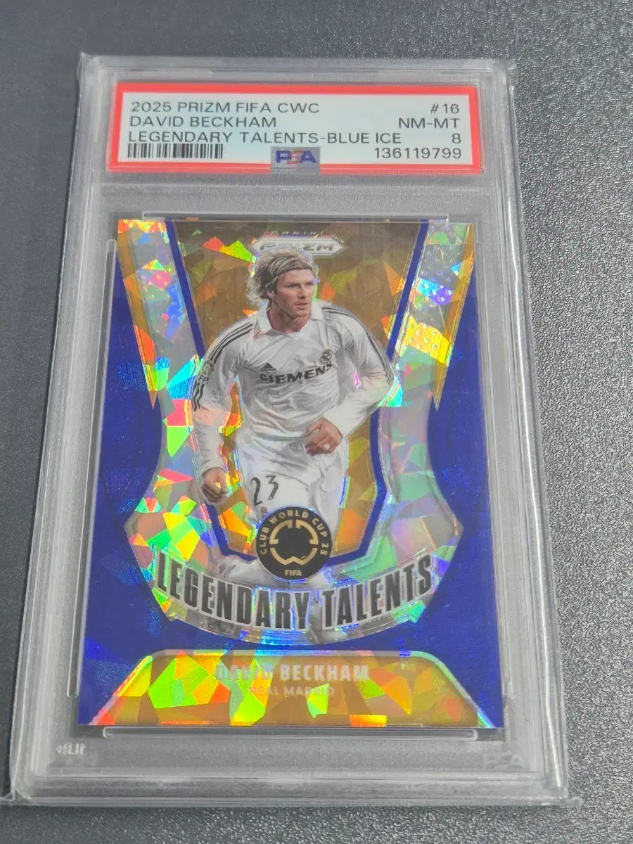 2025 PRIZM FIFA CWC 데이비드 베컴 블루 아이스 카드
