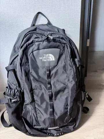 THE NORTH FACE HOT SHOT 백팩
