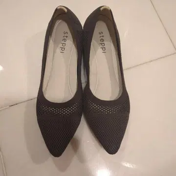 steppi 사이즈 8 ( 26cm 상당 ) 포인티드 펌프스