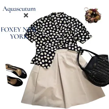 세트 판매 [ Aquascutum FOXEY ] 꽃무늬 블라우스 스커트